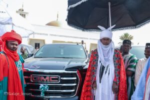 Bauchi distributes 156 vehicles to new emirs districts heads